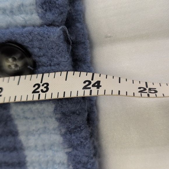 Caslon Cardigan Sweater Chunky Barn Style  Blue Stripe Medium Trending - Picture 12 of 12
